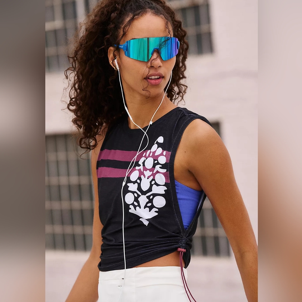 FP Movement Tempo Sport Mode M Black Tank Top Buti Logo Clove Stripe Free People - Picture 5 of 14
